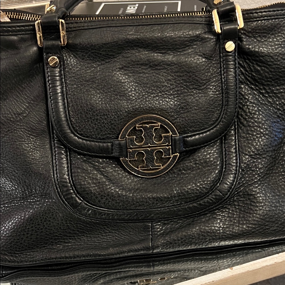 Tory Burch Black Leather Shoulder Bag with Gold Details